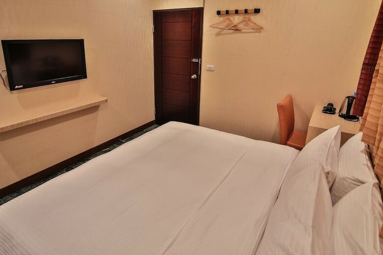 Hotel Dawn Of Tarot B&B