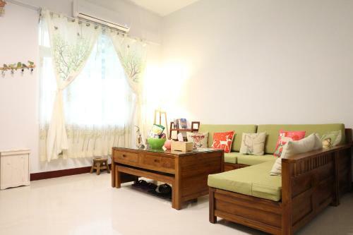 Happy Together Guesthouse