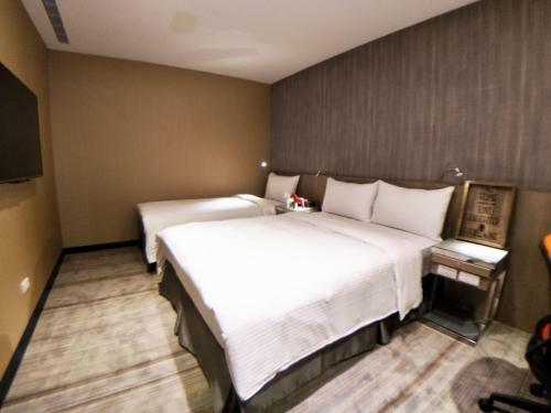 Hotel The West