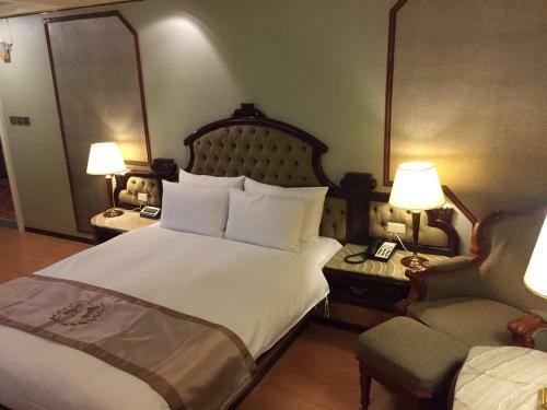 Charming City Songshan Hotel