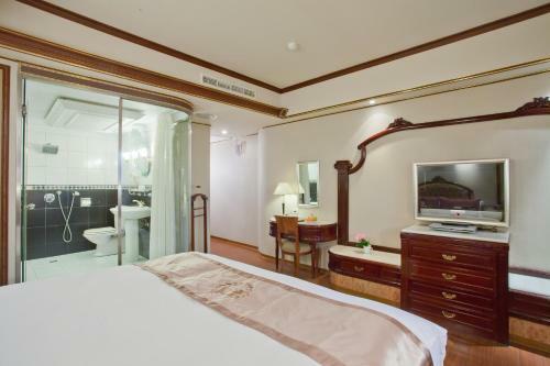 Charming City Songshan Hotel