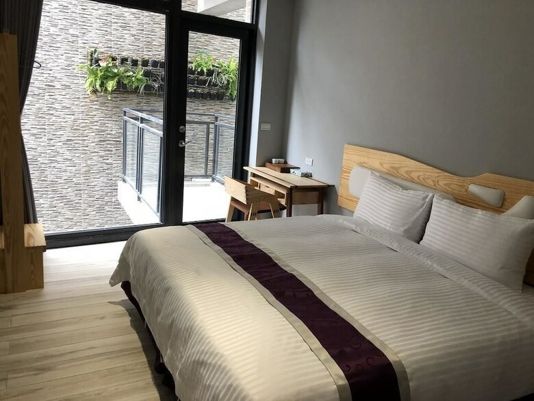 Bed & Breakfast Yuan Places