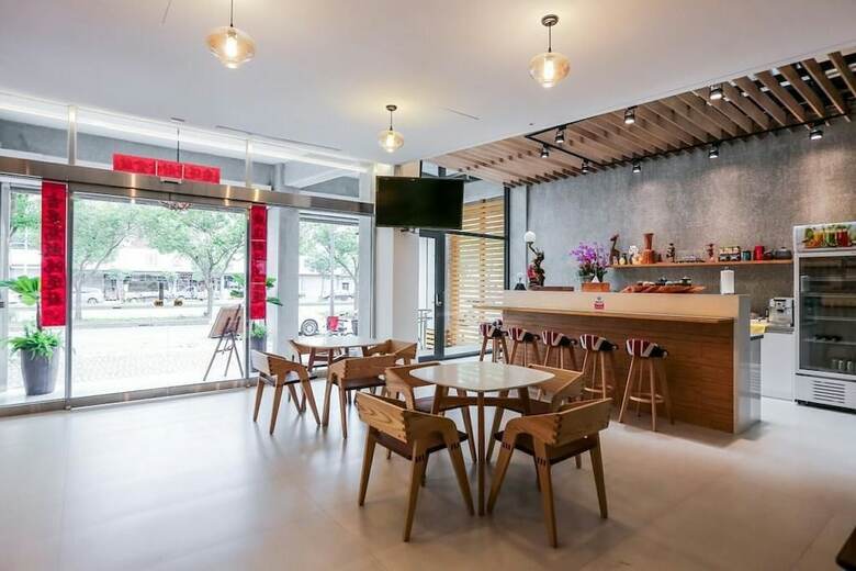 Bed & Breakfast Yuan Places