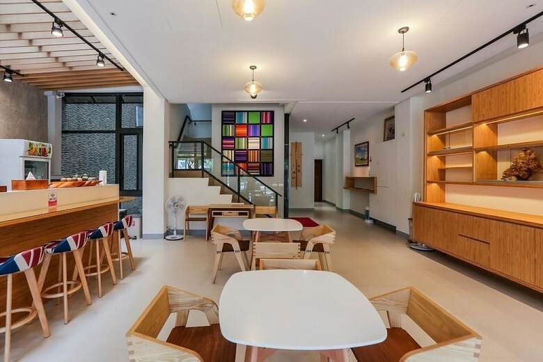 Bed & Breakfast Yuan Places
