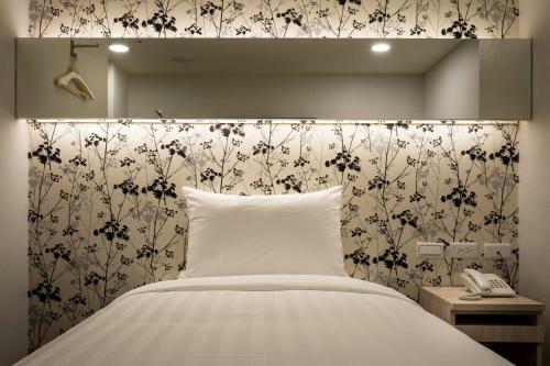 Urhome Hotel