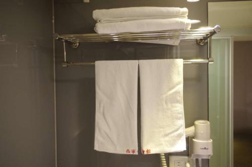 Hotel E-house 169