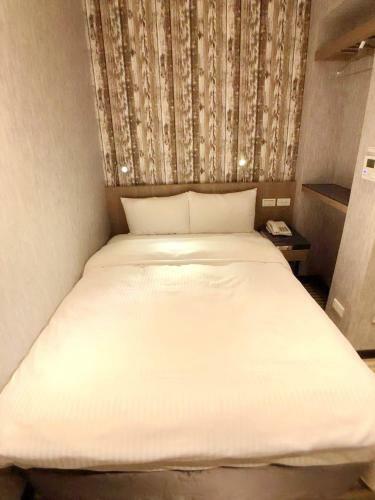 Hotel Red 13 Apartment