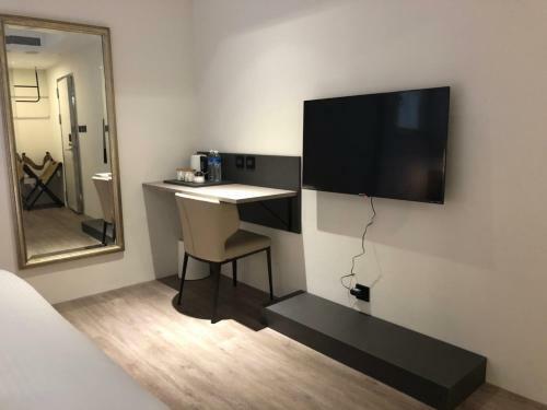 Hotel H�tel Le H�me