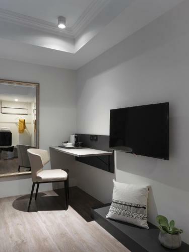 Hotel H�tel Le H�me