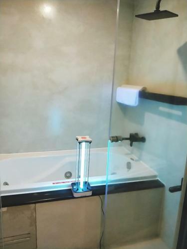 Hotel H�tel Le H�me