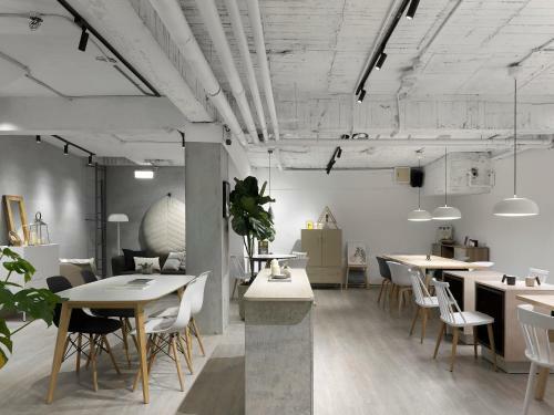 Hotel H�tel Le H�me