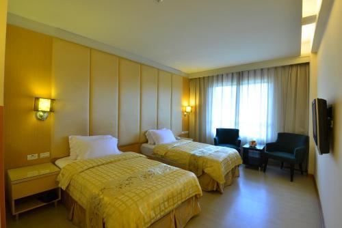Chientan Youth Hotel