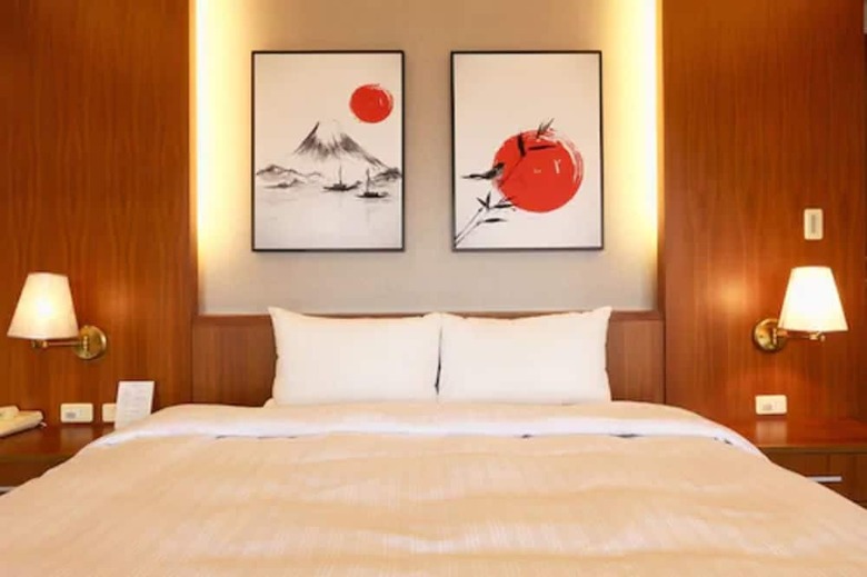 Sky19 Hotel