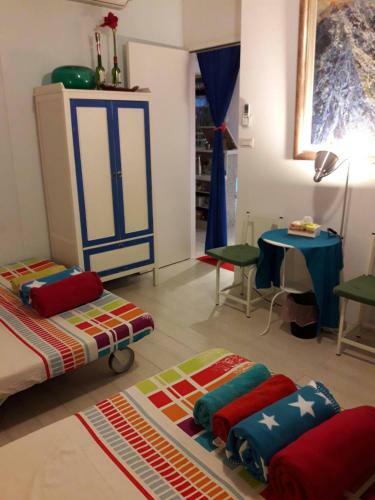 Hostal Vincent Willem Van Gogh Hall