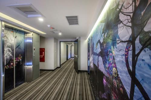 The Cloud Hotel Zhongli Branch