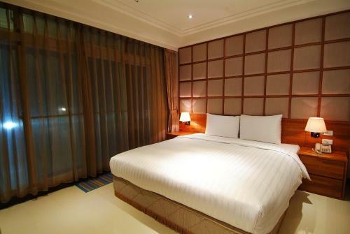 Federal Highway 2 Hotel