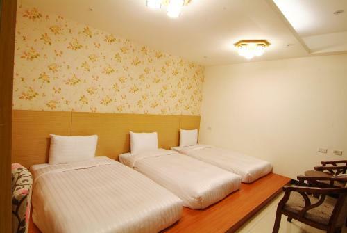 Federal Highway 2 Hotel