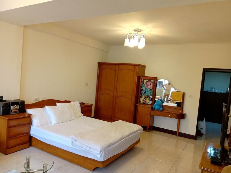 Bed & Breakfast Light Travel