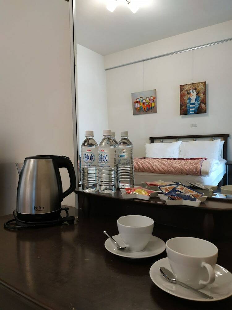 Bed & Breakfast Light Travel