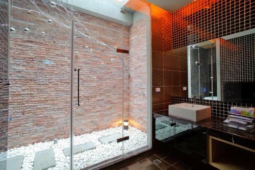 Zhen 13 Villa Motel