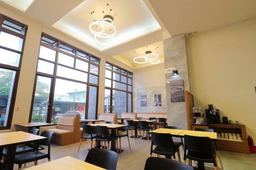 Hostal Ket Hotel