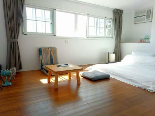 Little Time Guesthouse