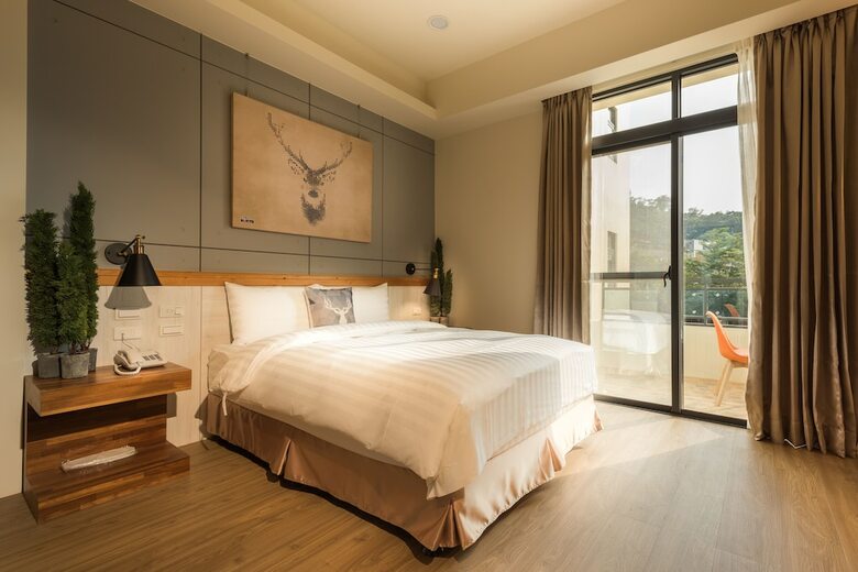 Hotel The Deer