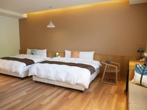 Bed & Breakfast See Moon Homestay