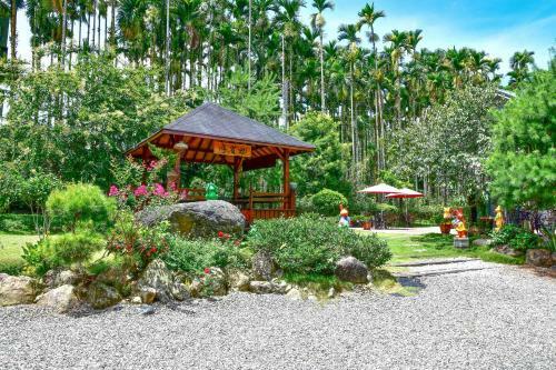 Yu Jue Holiday Villa
