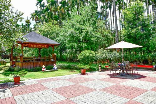 Yu Jue Holiday Villa