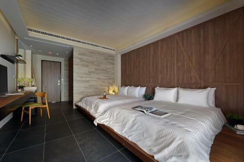 Sun Moon Lake Blue Sky Bay B&B