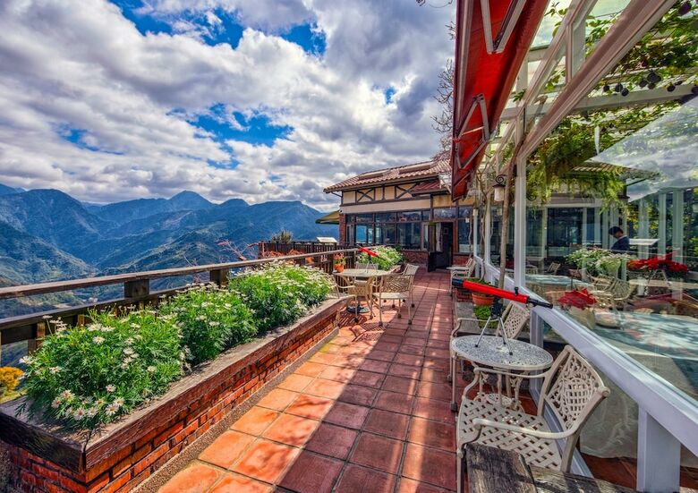 Bed & Breakfast Oncoming Luck Villa