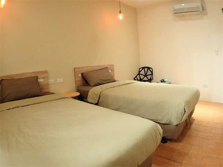 Bed & Breakfast Living My Life Hostel