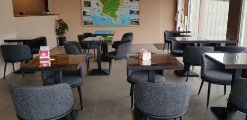 Bed & Breakfast Luti Sea Shore Hotel