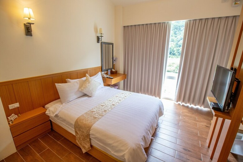 Songhe Shanshuei B&B