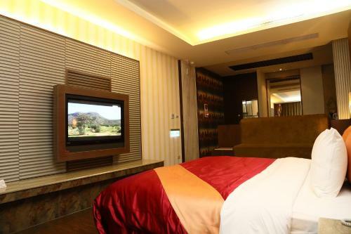 Cartier Motel