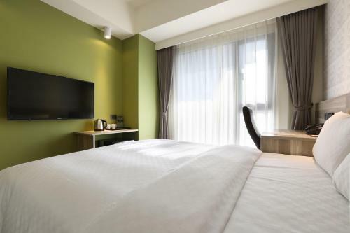 Hotel Kun Tour