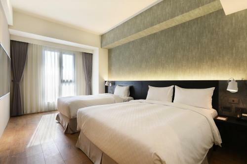 Hotel Kun Tour
