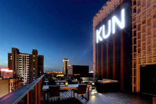 Hotel Kun Tour