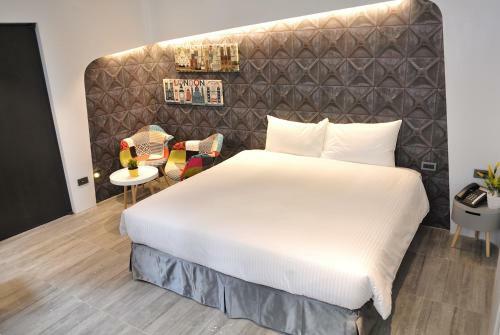 K Hotel
