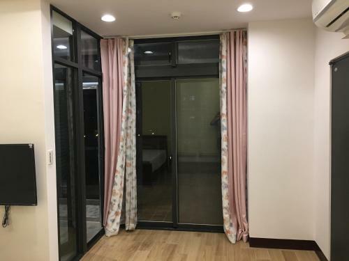 Hostal Police Home