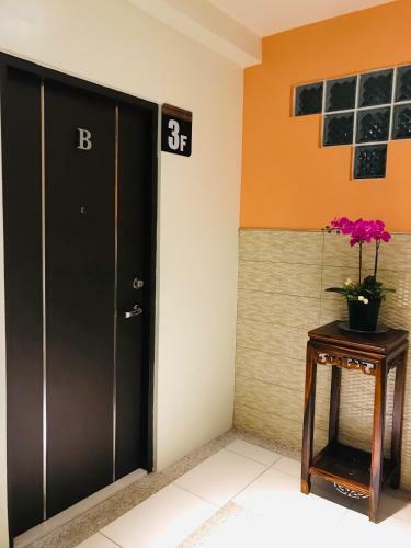 Orange House B&B