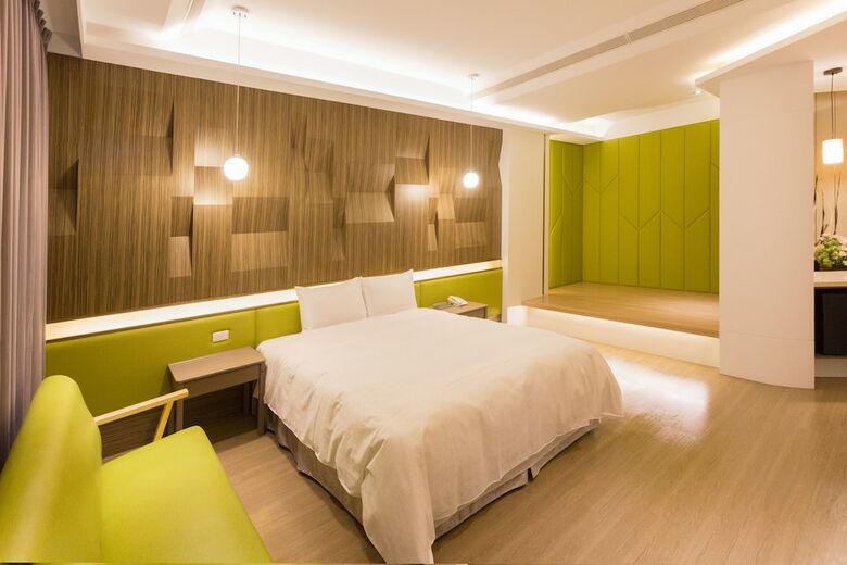 Ihotel