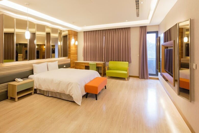 Ihotel