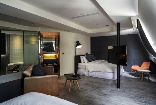 Lumi Design Hotel