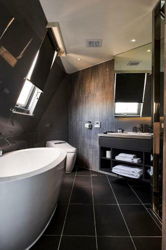 Lumi Design Hotel