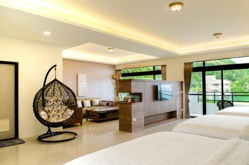 Hola Homestay