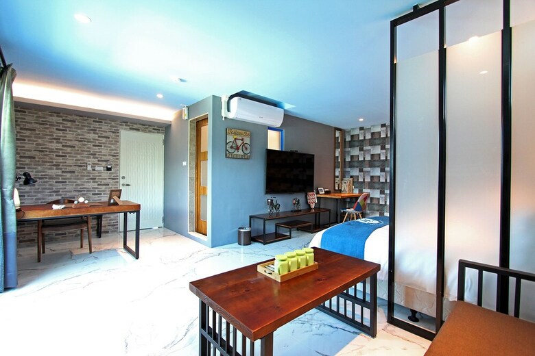 Bed & Breakfast White Mediterranean
