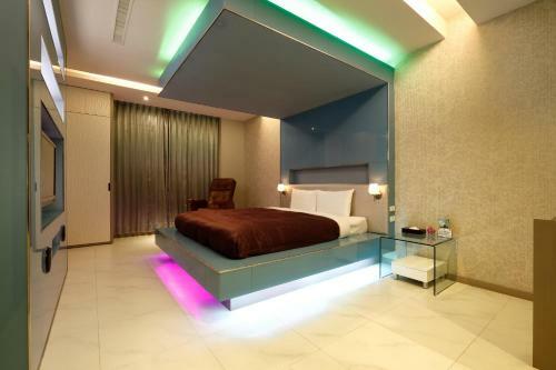 Hua Xiang Hotel-qishan