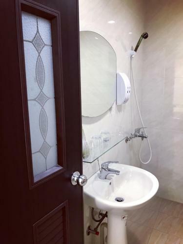 Hotel Dongyin First Homestay